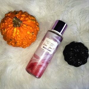 Victoria Secret body mist ~ Love Spell Radiant